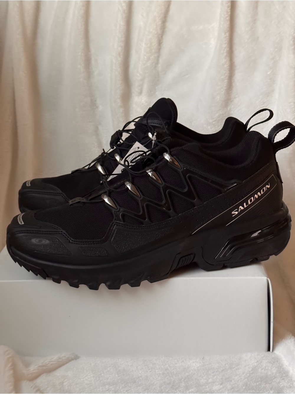 Salomon Black Men's Trail Running Sneakers